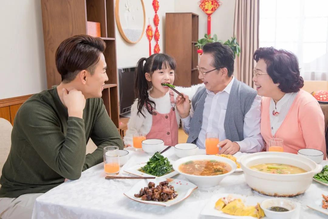 雇主喜歡什么樣的專業(yè)阿姨？做到這3點你也能贏得客戶全家人喜愛！
