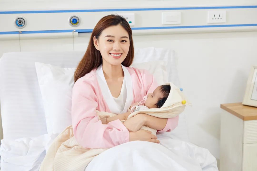哺乳期寶媽奶水不夠吃怎么辦？育嬰師教你5招成功追奶！