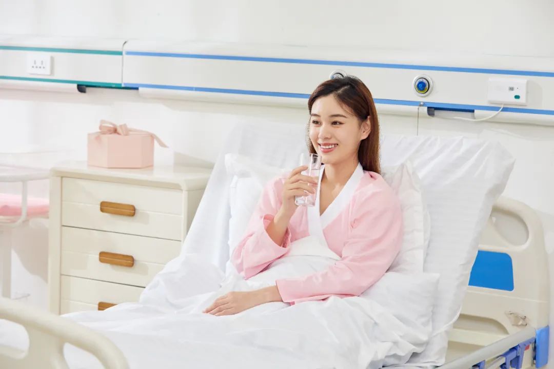 坐月子期間，月嫂如何做好產(chǎn)婦完美護理？聽聽金牌月嫂怎么說！
