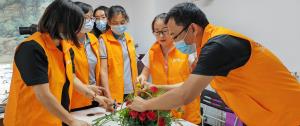 99元插花培訓(xùn)課程！帶你感受張馨予的“開(kāi)馨花園