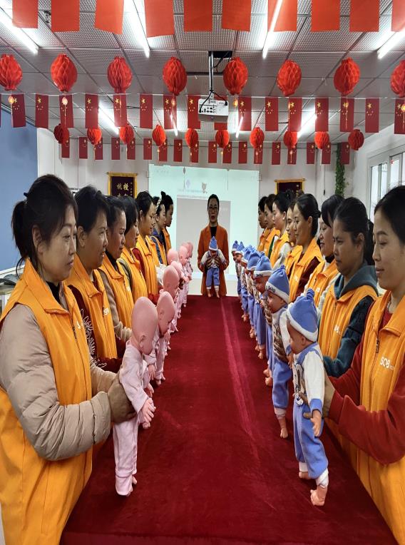 保姆“說離職就離職”，雇主如何維護(hù)自己的權(quán)益？